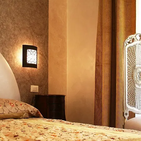 Ripetta 3* Rome