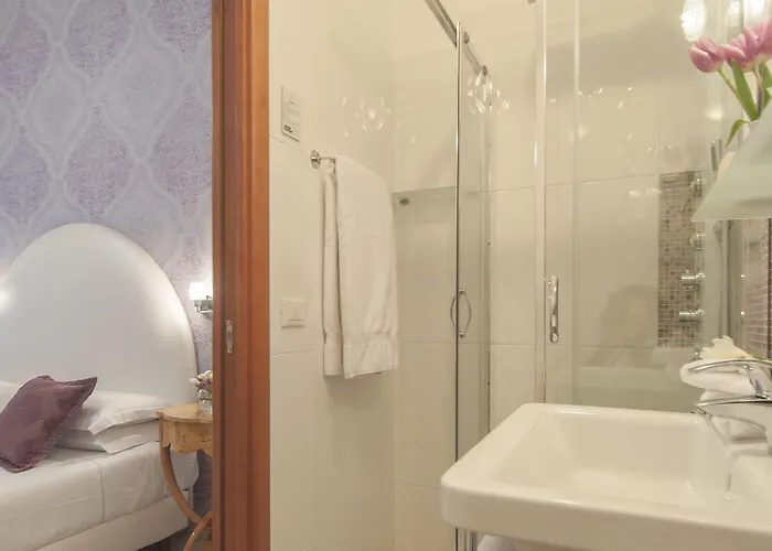 Ripetta Πανσιόν 4*